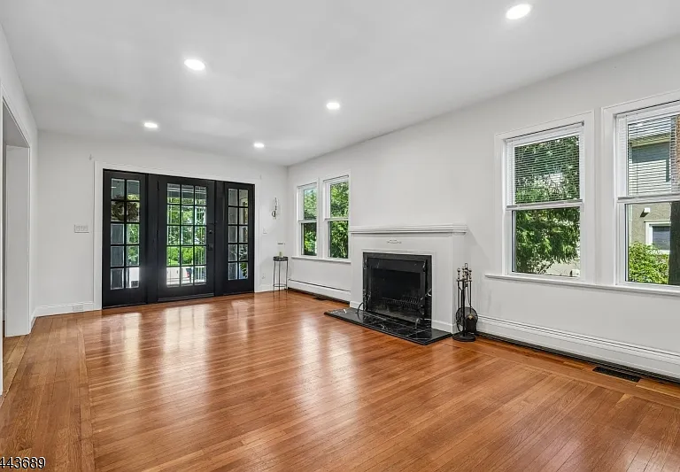 91 Birchwood Rd — Photo 3
