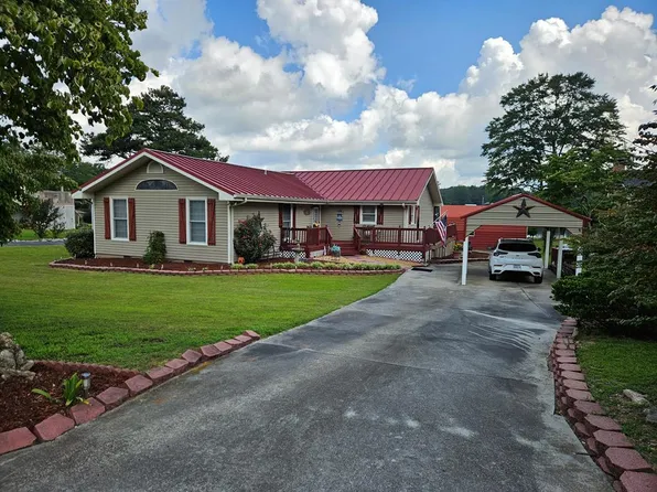 35 Agnes St, Temple, GA 30179