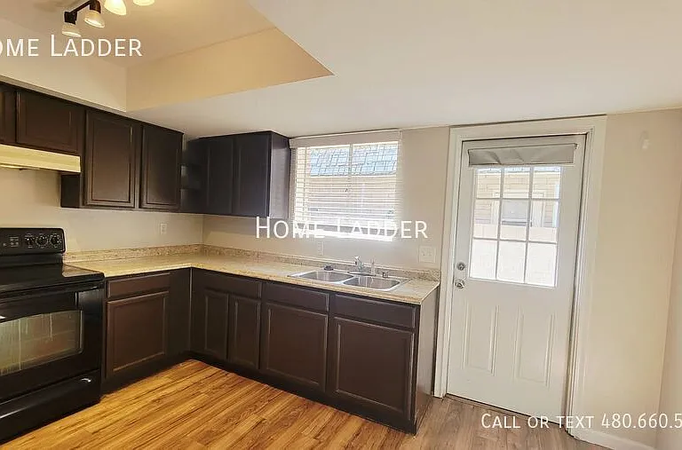 1147 W Drummer Ave — Photo 6