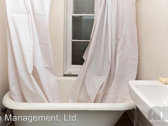 5th image of 1822 N Cleveland Ave APT 1F