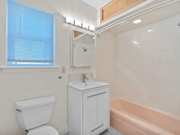 239 Crescent Lane image 14 of 16