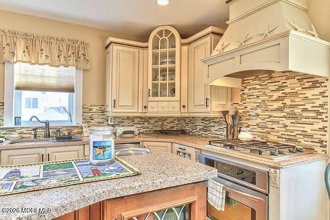 106 Elizabeth Ave — Photo 14