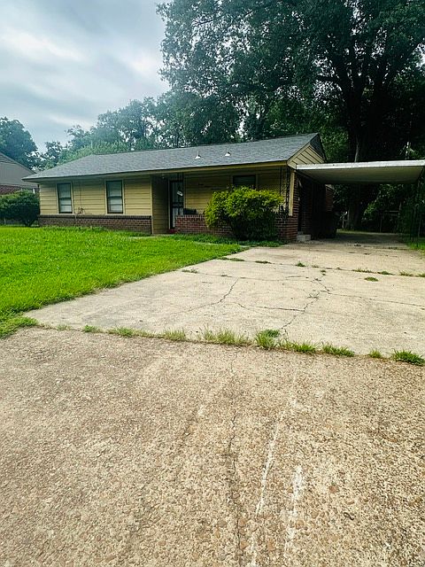 1st image of 3717 Freemile Ave