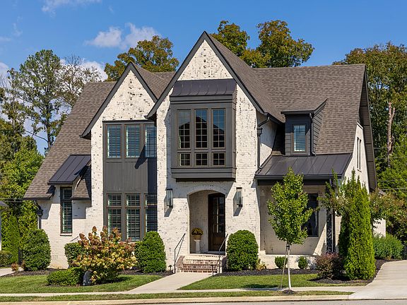 3rd image of 9394 Calder Cir