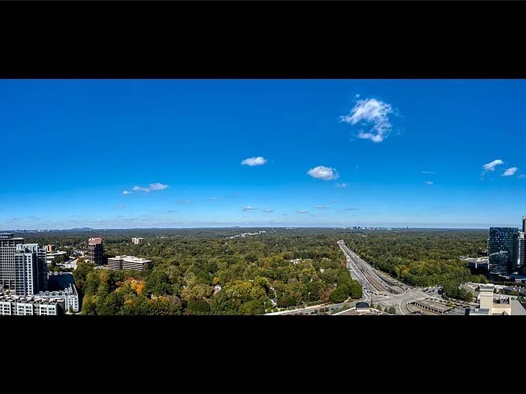 3338 Peachtree Rd NE #3501 — Photo 14