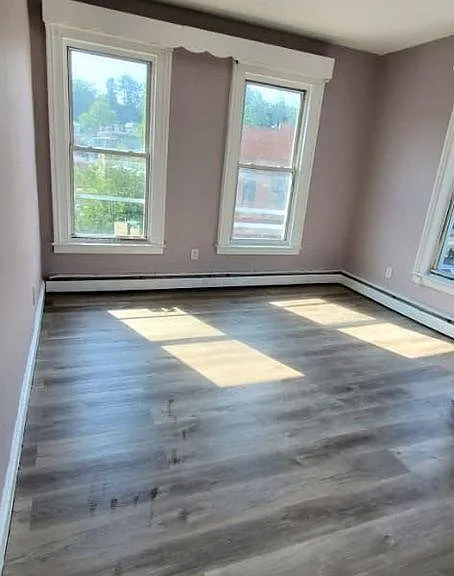 160 Washington St #4N — Photo 3