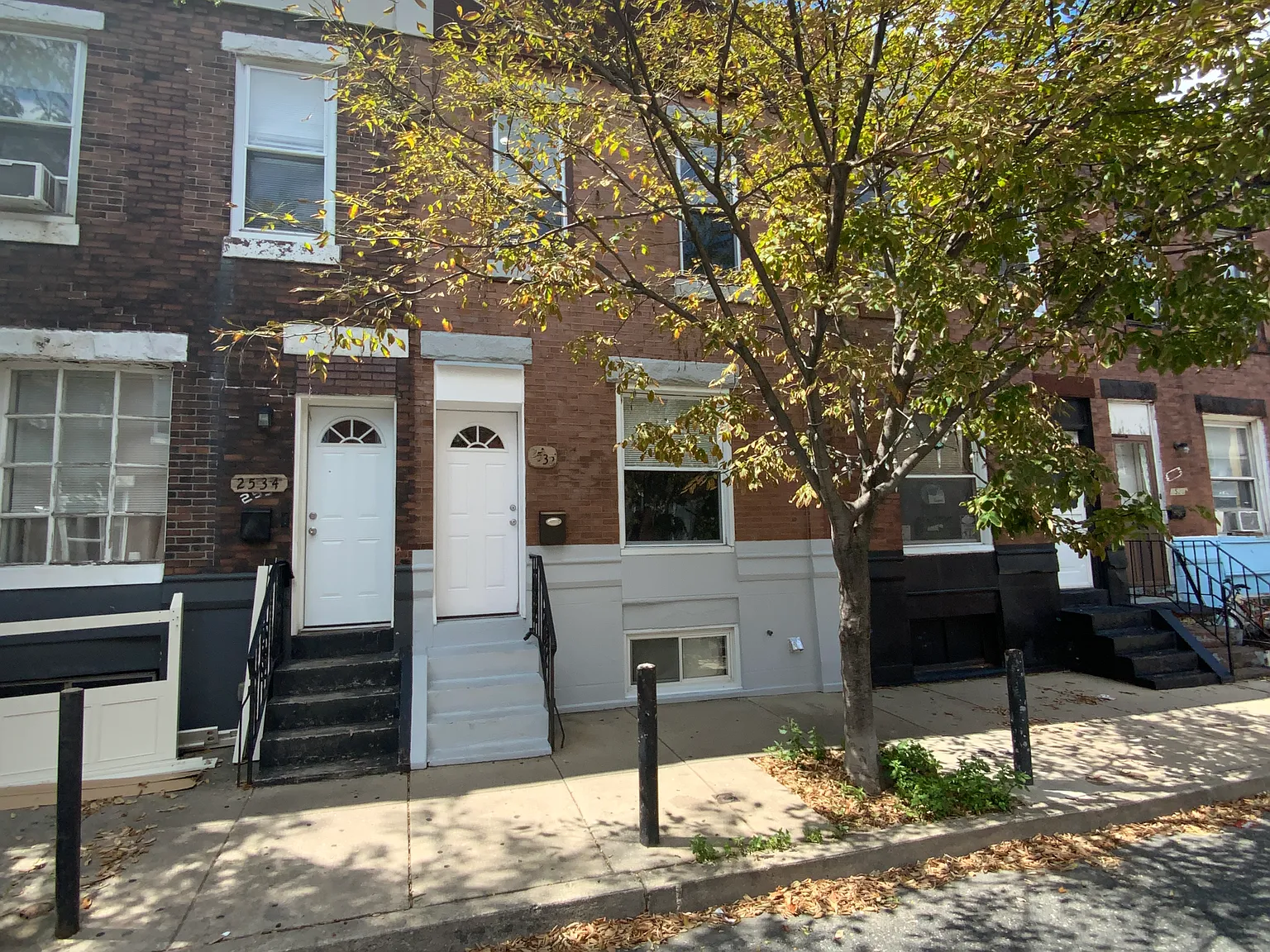 3 bed, 1000 sqft, $2,500 — Photo 3