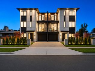 2491 Lynden St #2, Abbotsford, BC V2T 3B5
