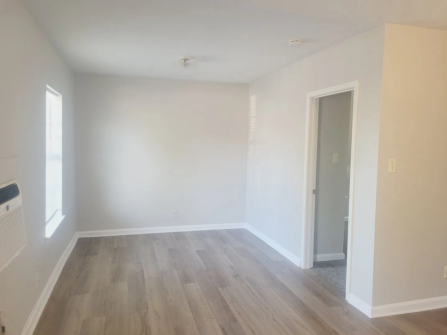 Awesome 1 bedroom | 1 bath Casita- minutes to downtown San Antonio! — Photo 4