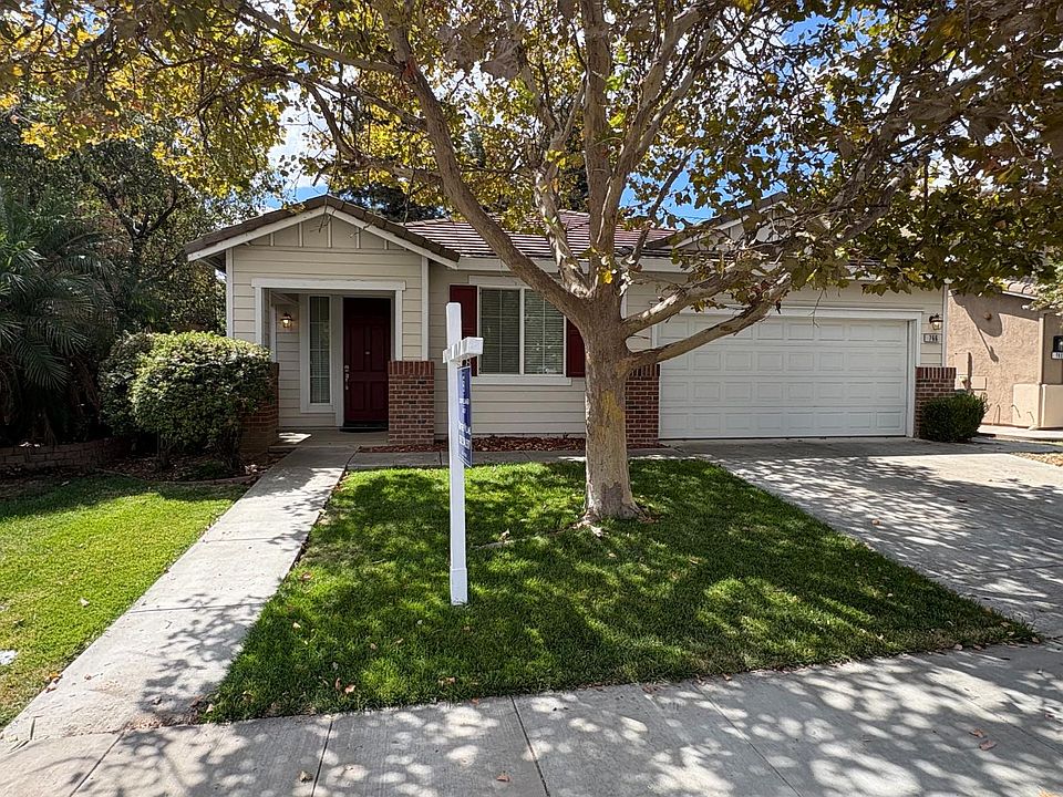 1st image of 766 Merritt Cir