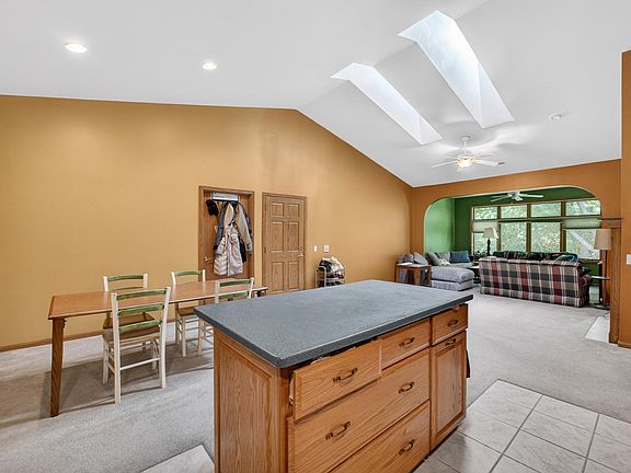 4th image of 6802 Raymond Rd APT 205