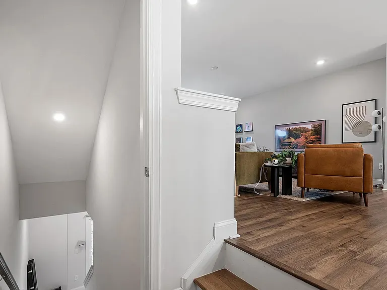 1014 Falling Rock Pl — Photo 23