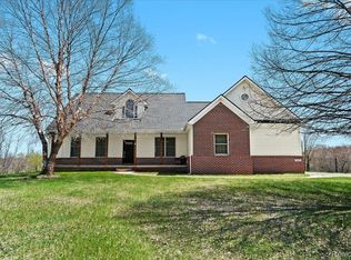 5421 Bradley Rd, Gregory, MI 48137