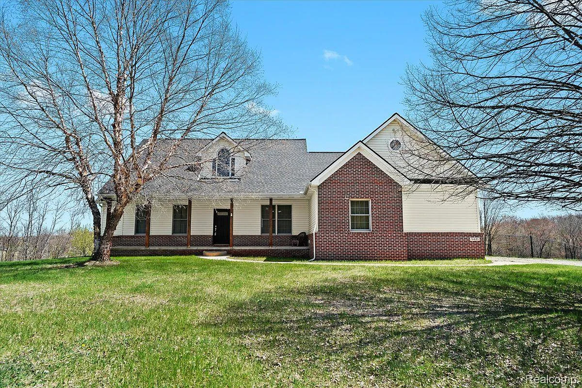 5421 Bradley Rd photo 1