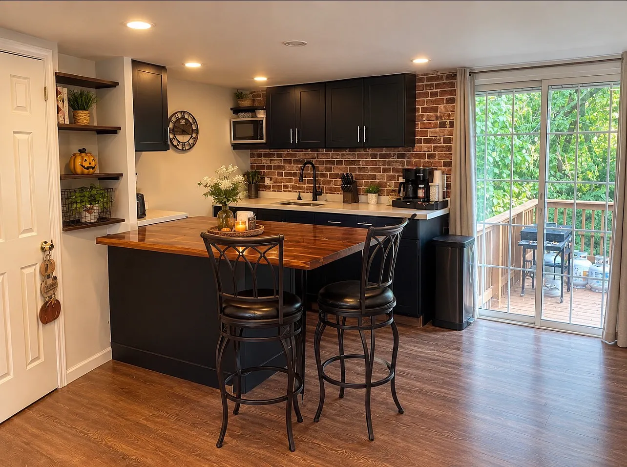 1 bed, 800 sqft, $1,585 — Photo 2