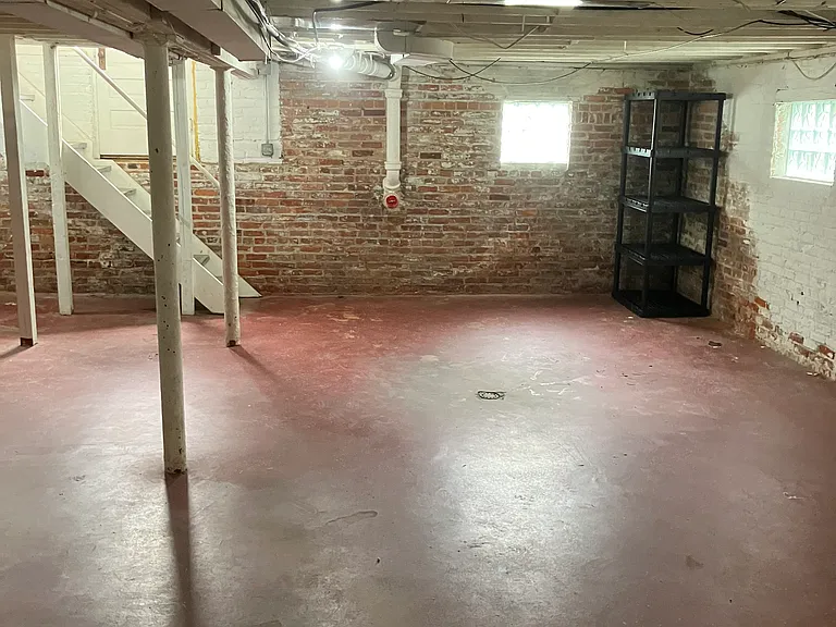 311 E Lewiston Ave — Photo 32