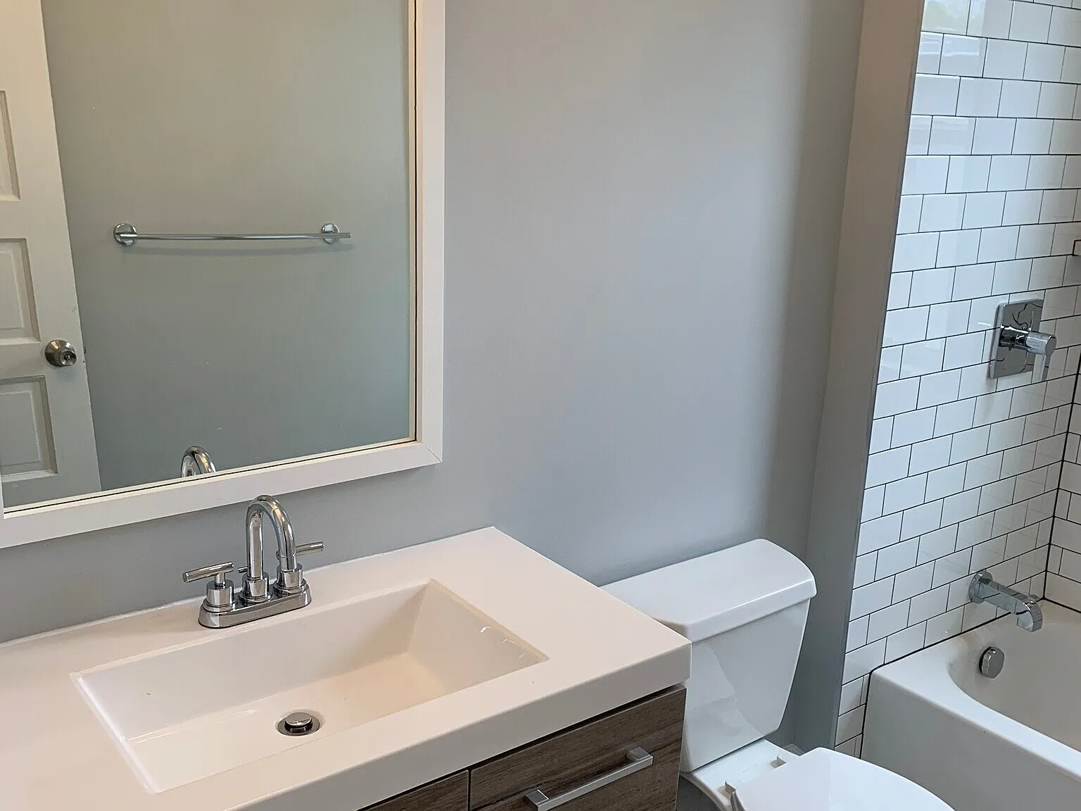 3 bed, 1017 sqft, $2,800 — Photo 4