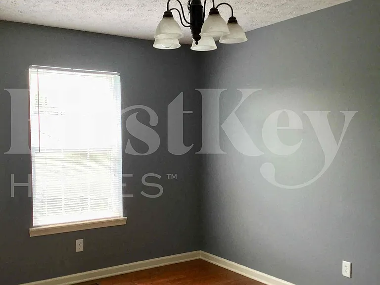 10703 Regis Ct — Photo 7