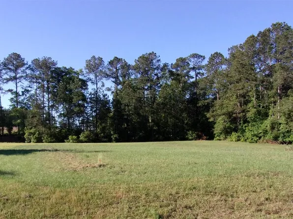 149 Willow Ridge Cir, Thomasville, GA 31757