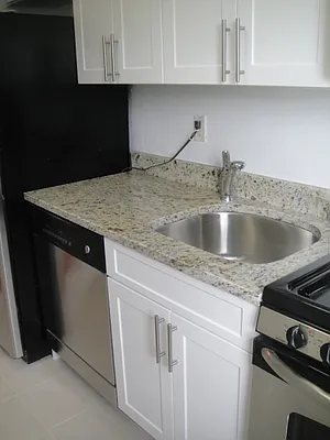 Rented by Hatuka Properties | media 18