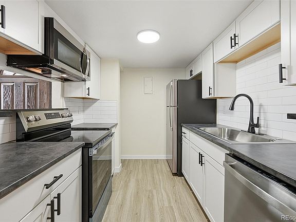 5th image of 13302 E Jewell Avenue #102