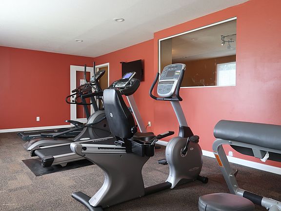 5th image of 3936 Eagle Dr #86104ee2f