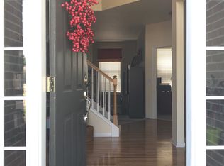 9619 Kingston Trl, Olmsted Falls, OH 44138