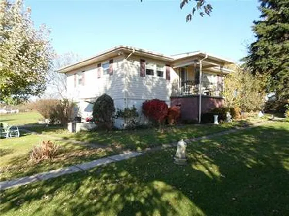 248 Fitz Henry Rd, Smithton, PA 15479
