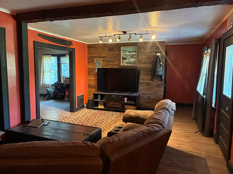 613 State St #2 — Photo 1