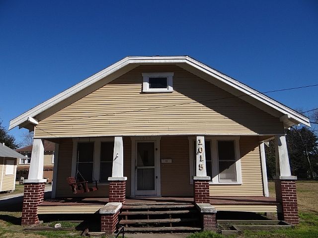 1st image of 1015 Wagner St