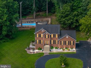1275 Brown Fox Dr, Huntingtown, MD 20639