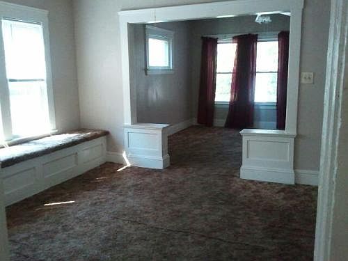 4th image of 3285 E 116th St