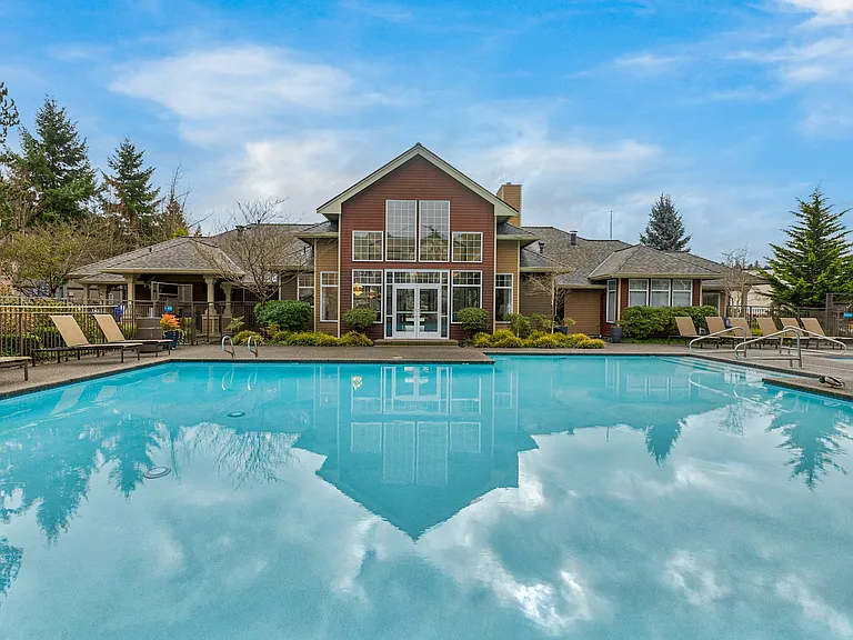The Retreat at Bothell — Photo 1