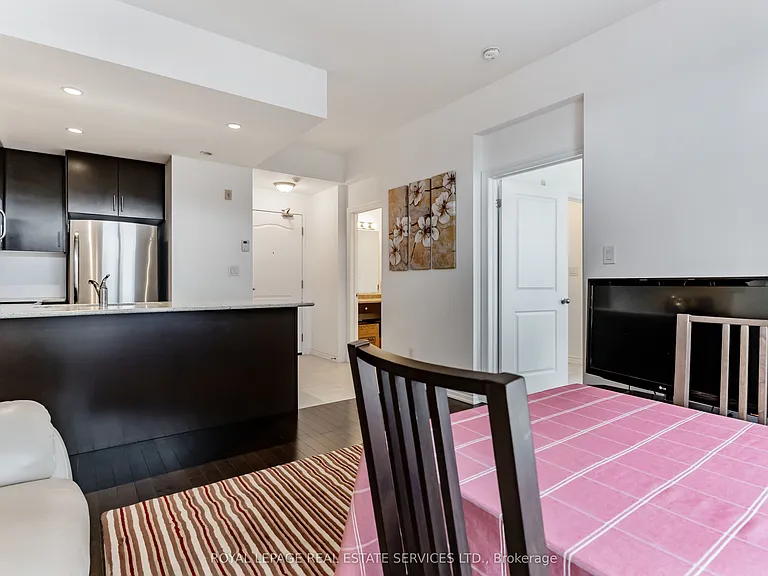 5327 Upper Middle Rd #404 — Photo 8