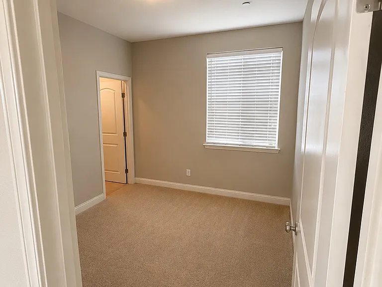 10541 Cherise Way — Photo 3