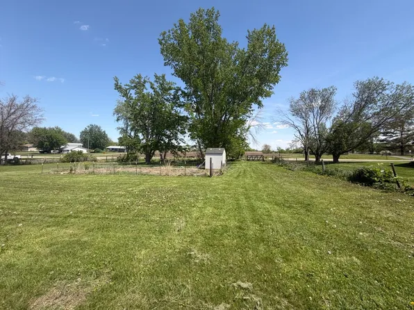 2755 Union Dr SW, Cedar Rapids, IA 52404