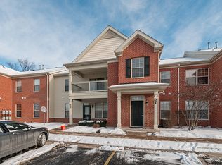 1032 Swift Rd UNIT 2E, Glen Ellyn, IL 60137