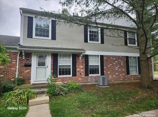 2640 Fenwick Ct, Ann Arbor, MI