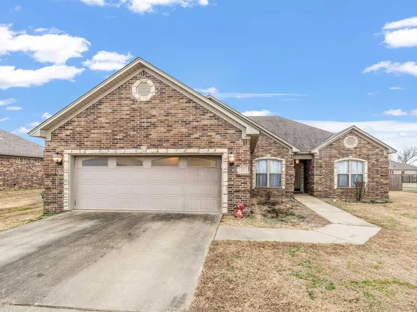 44 Palamino Dr, Vilonia, AR 72173