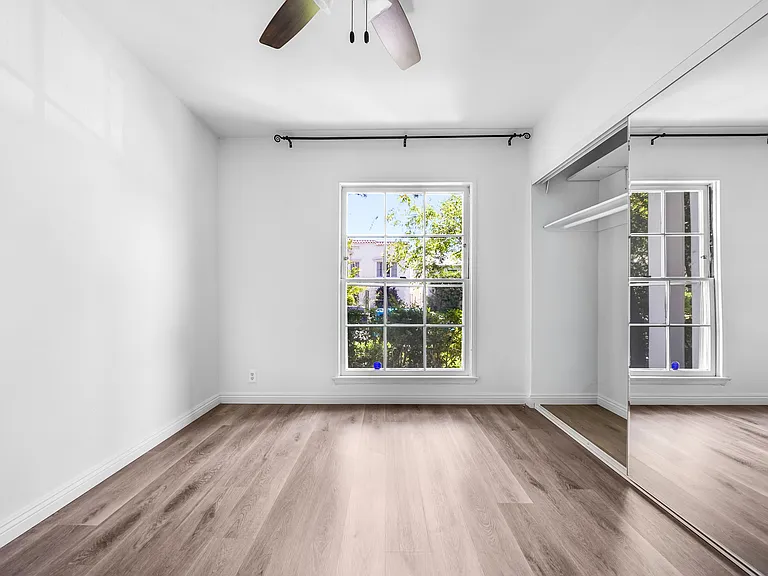 145 S Roxbury Dr #1 — Photo 5