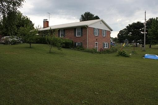 2nd image of 6512 Troutdale Hwy