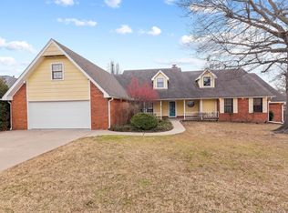 2641 Regency Rd, Bartlesville, OK 74006