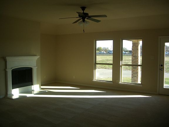 600 Austin Lane