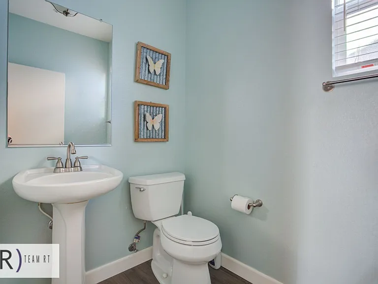 15984 Paul Ct — Photo 21