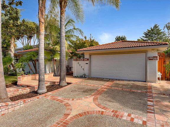 2nd image of 888 Russet Dr