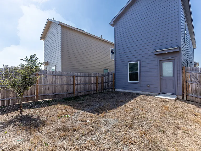 7606 Chancery Gate — Photo 26