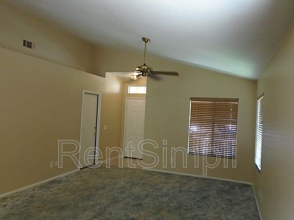 2nd image of 43033 Calle Jeminez