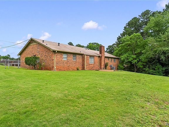 4th image of 1604 Wakefield Dr
