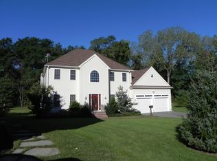 20 Ivy Dr, Newton, MA 02466