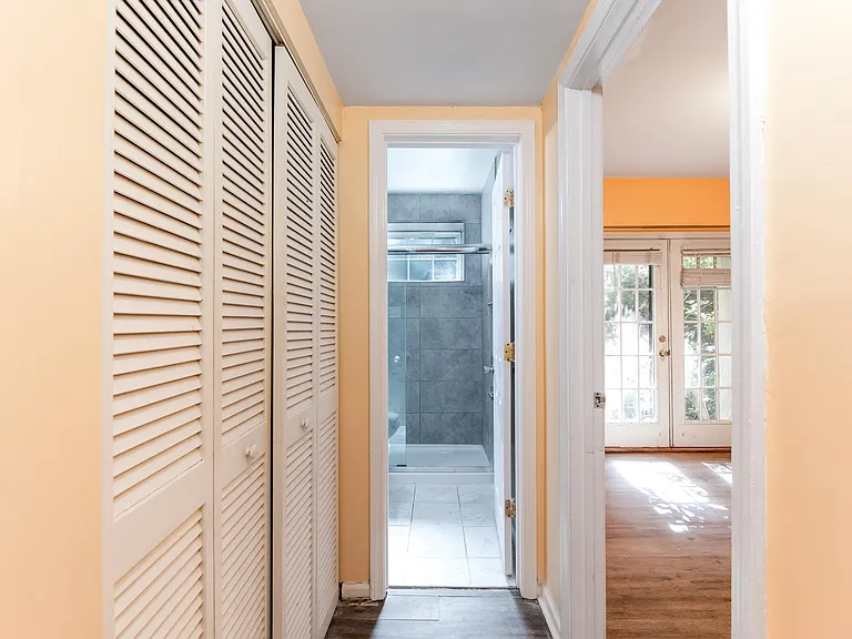 3665 Chestnut Dr #D2 — Photo 8